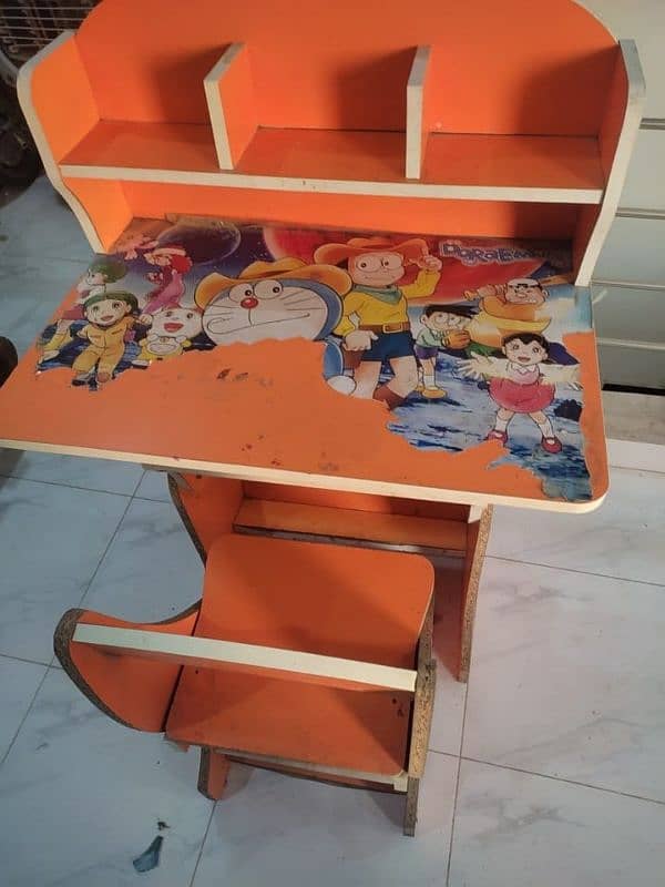 study table for sale 0