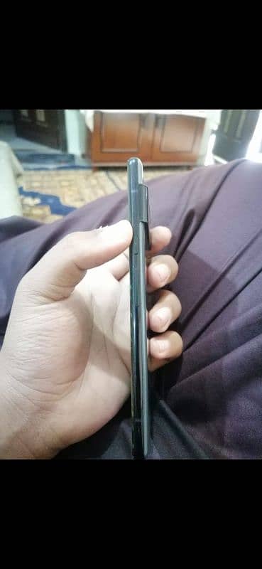 google pixel 6pro pta approved with minor dot 2