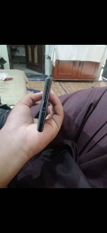 google pixel 6pro pta approved with minor dot 6