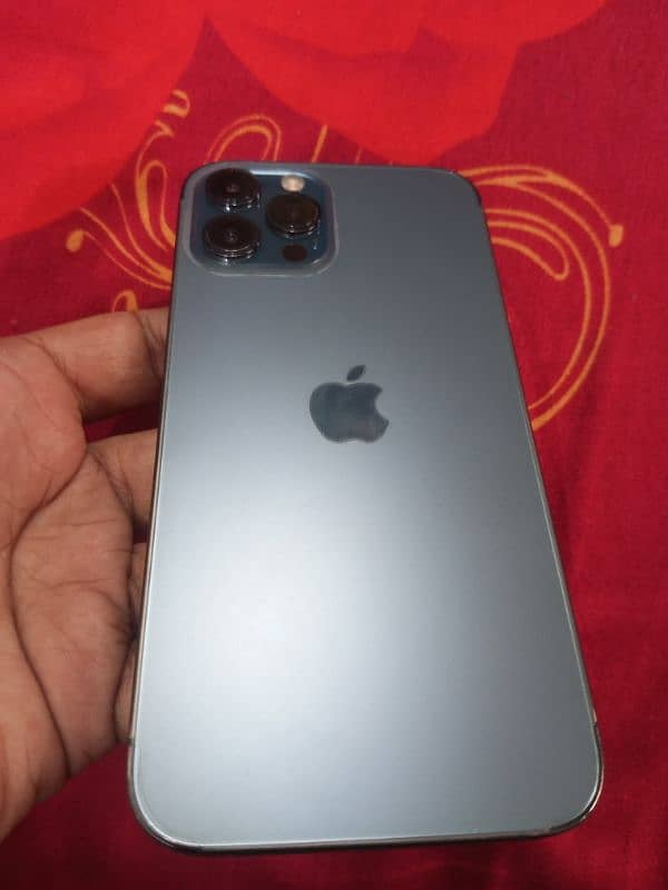 Iphone 12 pro Max 1