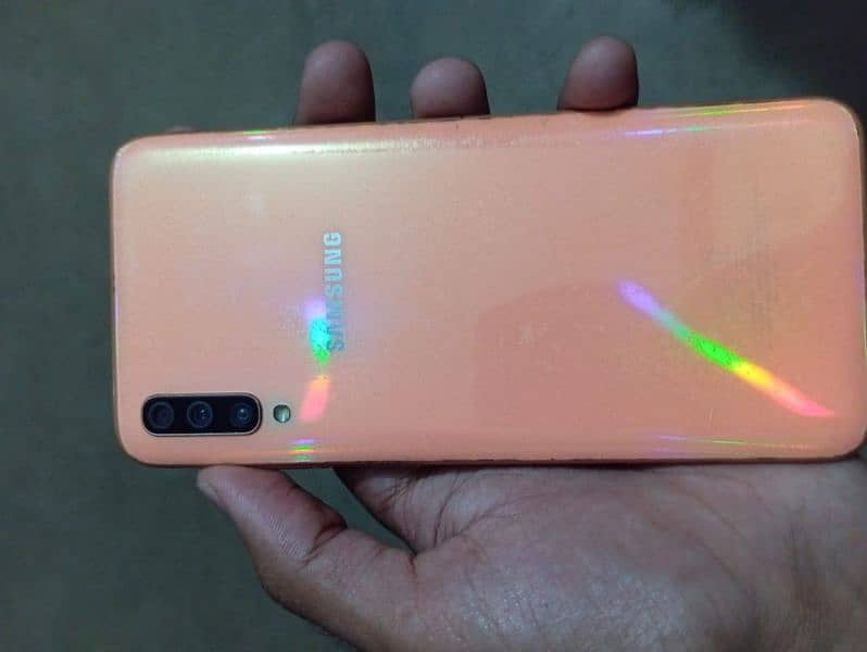 Samsung galaxy a70 6/128 1