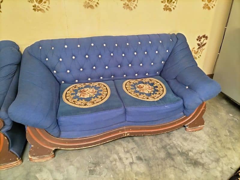 very comfortable sofa one 3seater. and one 2 seater 4