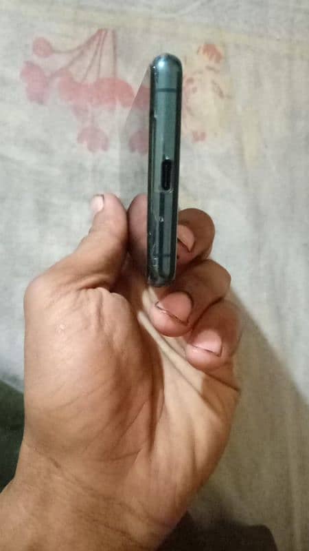 suny axpirea 5 mark 3 watrpck phon 8gb 128gb  gaming or camera outclas 3