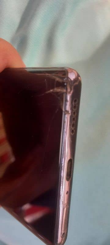 Tecno Spark 20 pro+ 8