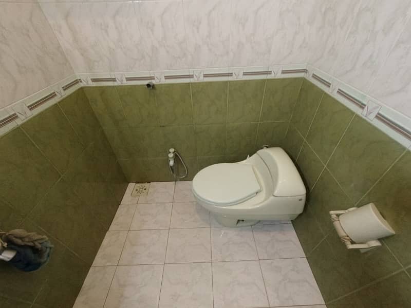 5 Bed Double Unit House Available For Sale In Lalazar Tulsa Road 24