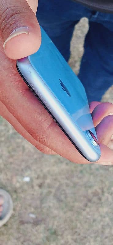 IPhone Xr With Lush Condition 5