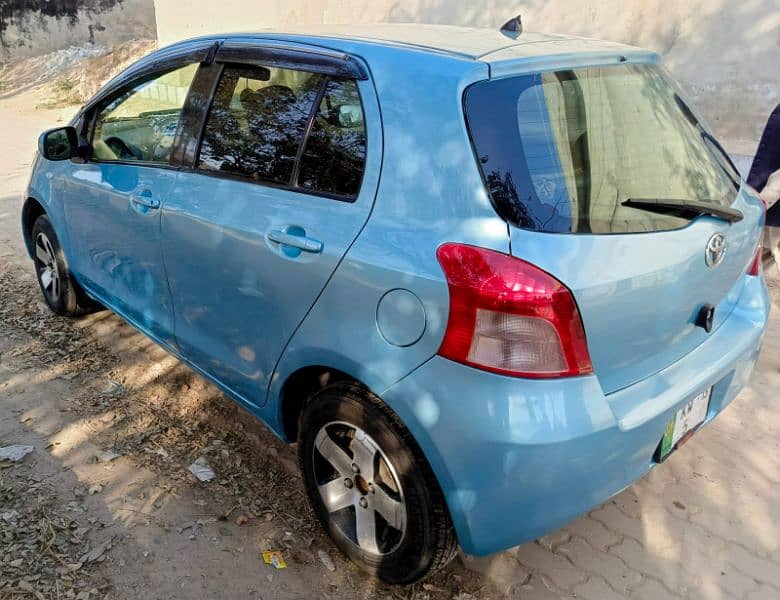 Toyota Vitz 2012 2