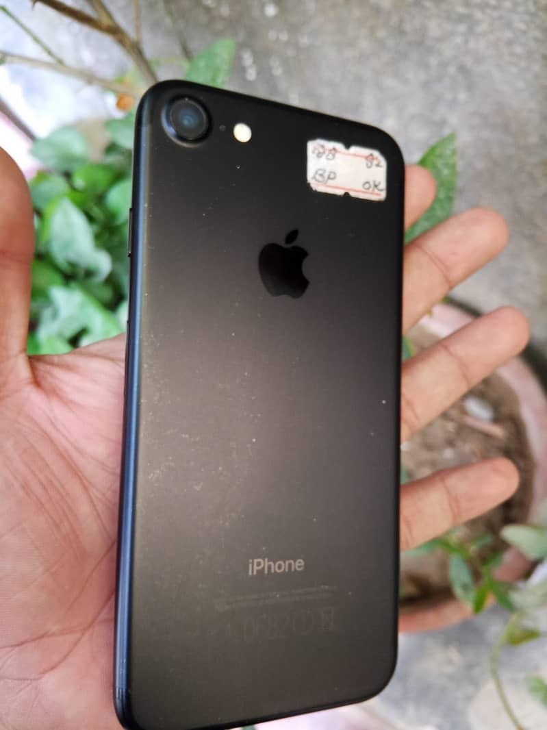 IPhone 7 Software version 15.8. 2 Non Pta 128Gb hai Exchange possible 3