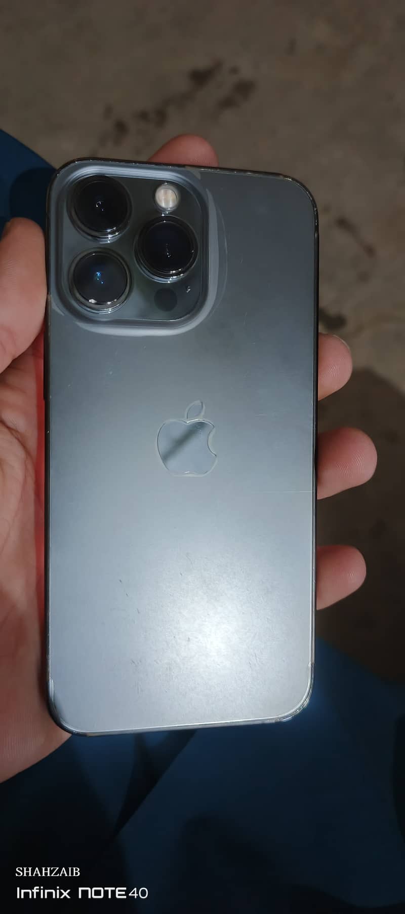 Apple iPhone 13 Pro 2