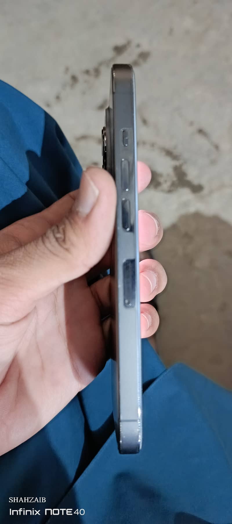 Apple iPhone 13 Pro 3
