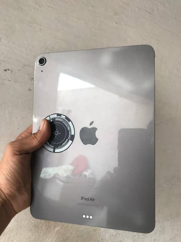 I pad air5th generation M1 chep  64GB 2