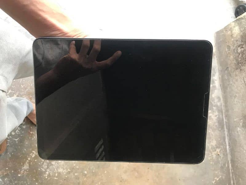 I pad air5th generation M1 chep  64GB 6