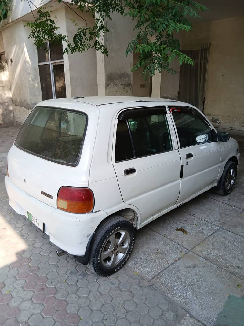 Daihatsu Cuore 2003 7