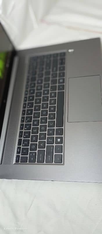 HP Zbook Studio G7 0