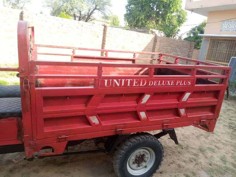 United Loader Rickshaw 2020 Model – Excellent Condition for Sale 3