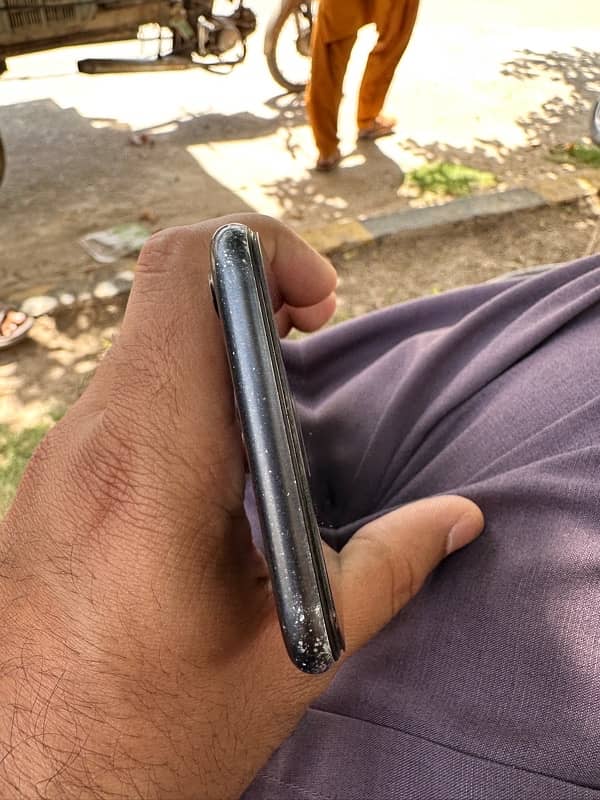 iPhone 7 3