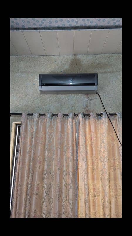gree ac 1.5 ton inverter for sale 4