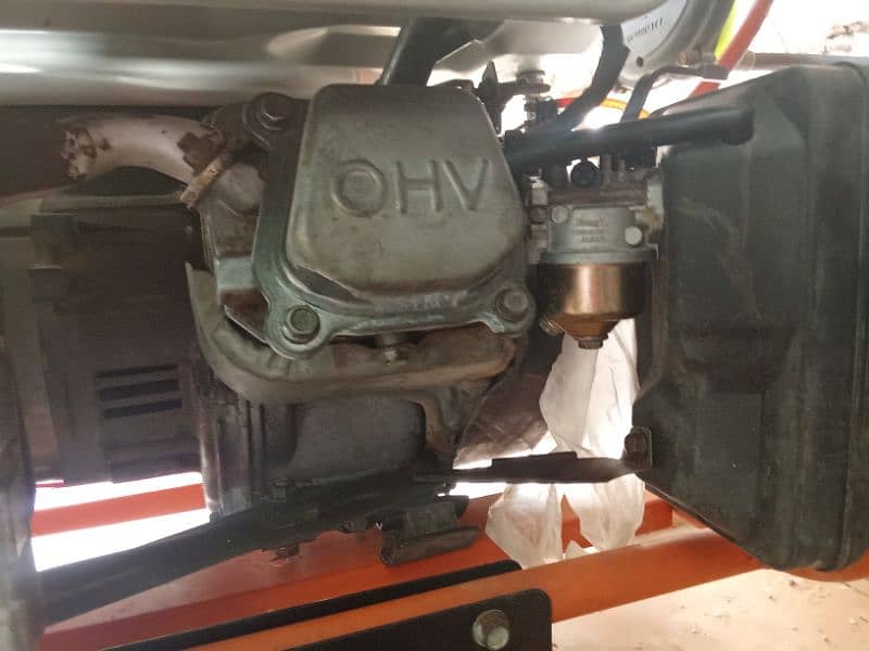 Generator for Sale in Good condition in rohri 8