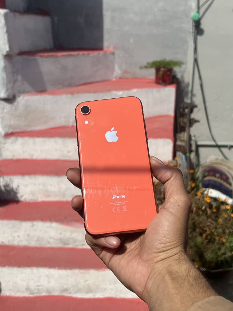 iphone xr BH 78 service 9/10 good for pubg & camera 7