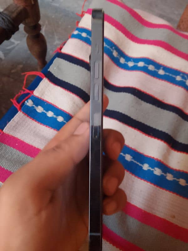 iphone 13 pro max 256gb LLA factory unlock Non PTA 4