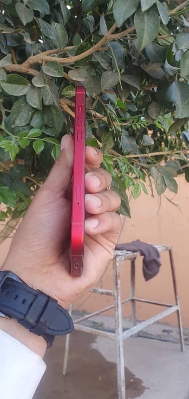 Iphone 13 pta 4