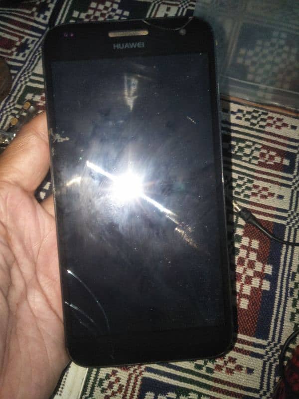 y3, 2 and Huawei Acend 2 mobile for sale, don kharab hen 19