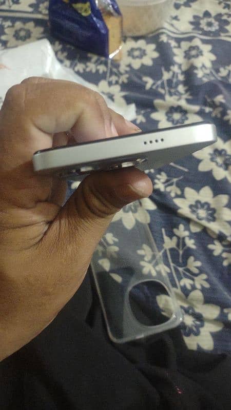 Tecno spark Go 4.64 1