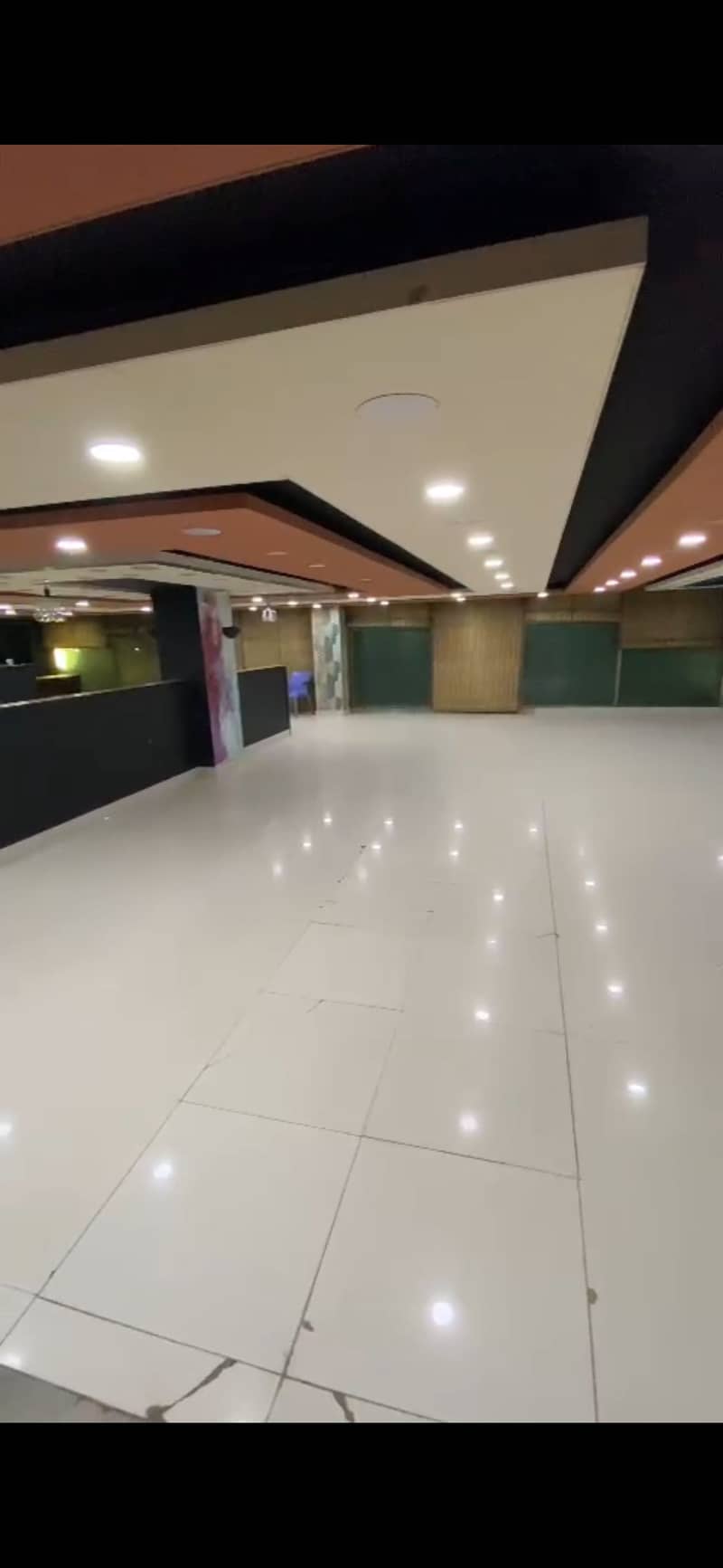 Beautiful 2700 Sq Feet Mezzanine For Commercial Use 4