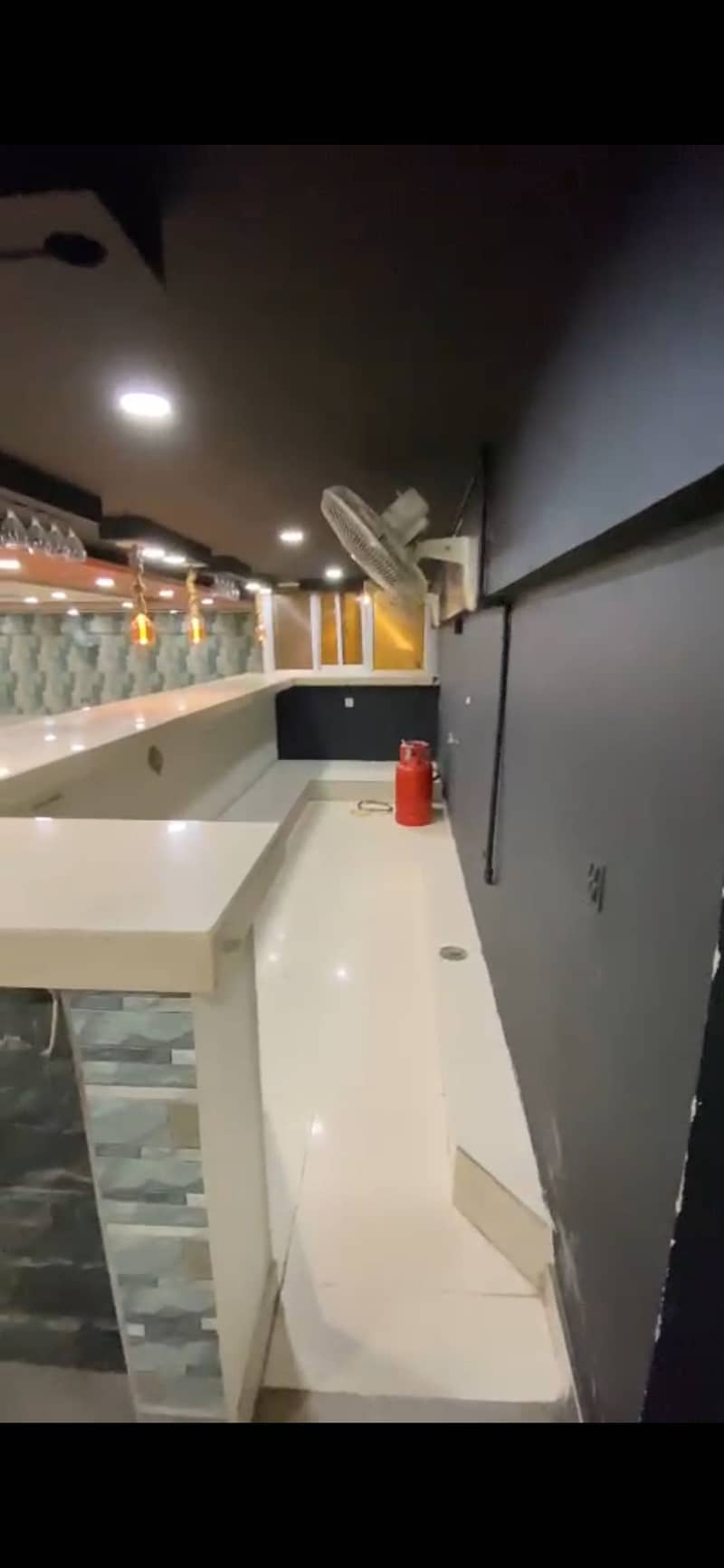 Beautiful 2700 Sq Feet Mezzanine For Commercial Use 11