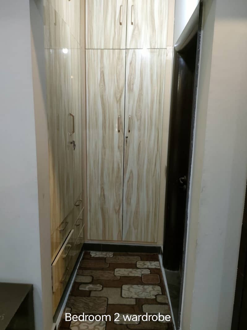 Beautiful 4 Bed Drawing Lounge Corner Facing Appartment 17