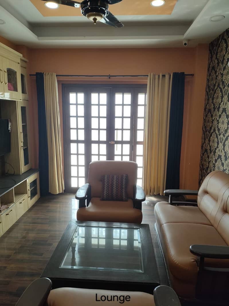 Beautiful 4 Bed Drawing Lounge Corner Facing Appartment 21