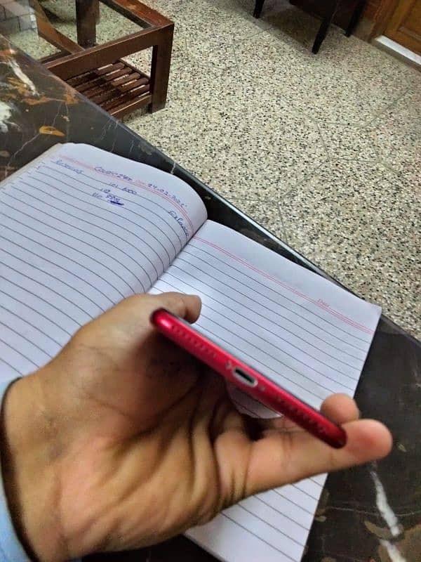 Iphone 8 plus 256GB 19000 4