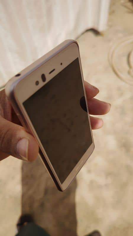 model f-04k 3ram 32 non ha all SIM work ha 5