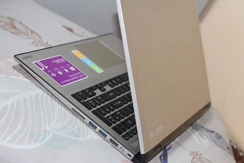 Toshiba Satellite 360° i5 5th Gen 0