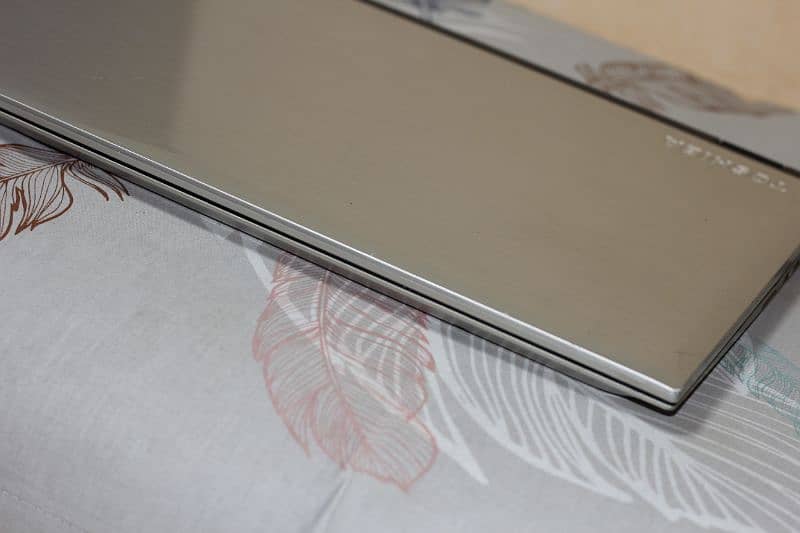 Toshiba Satellite 360° i5 5th Gen 9