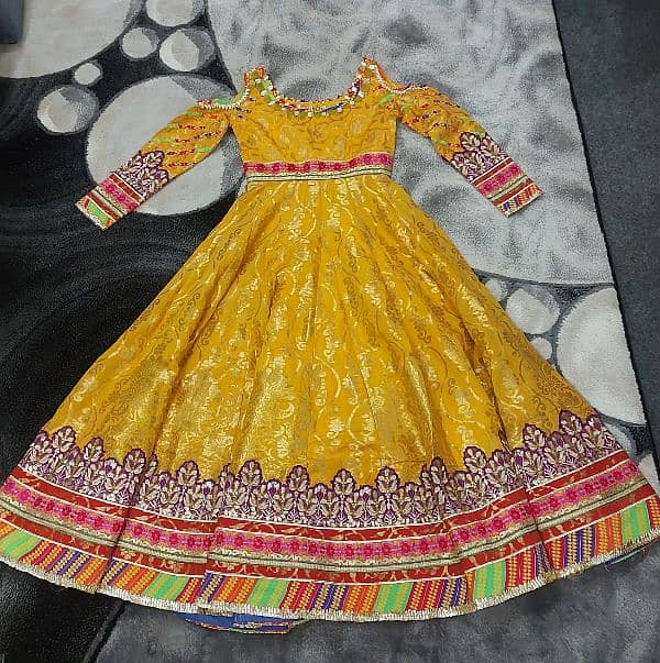 Lehnga, Maxi 2