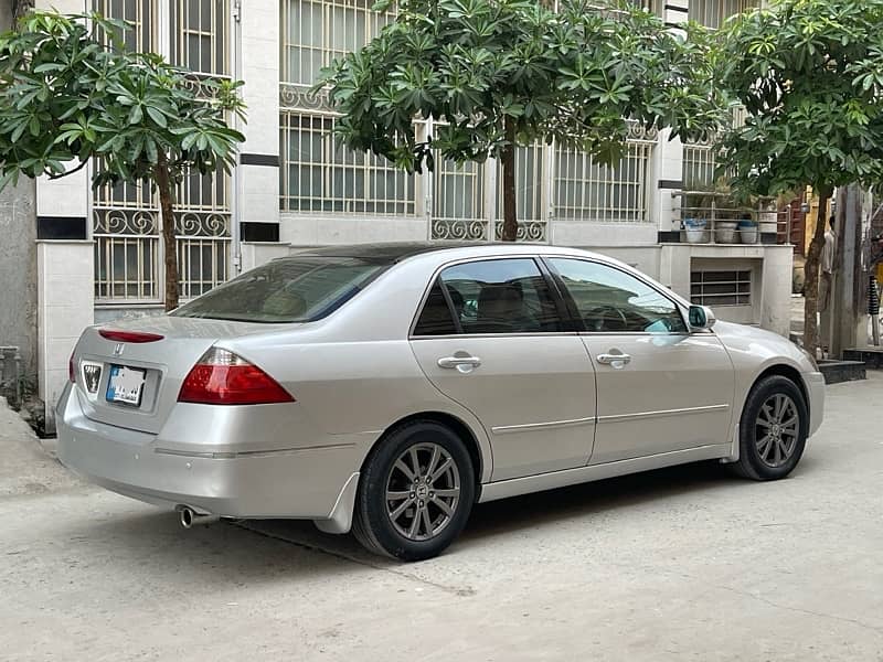 Honda Accord 2006 Model 2009 Reg 6