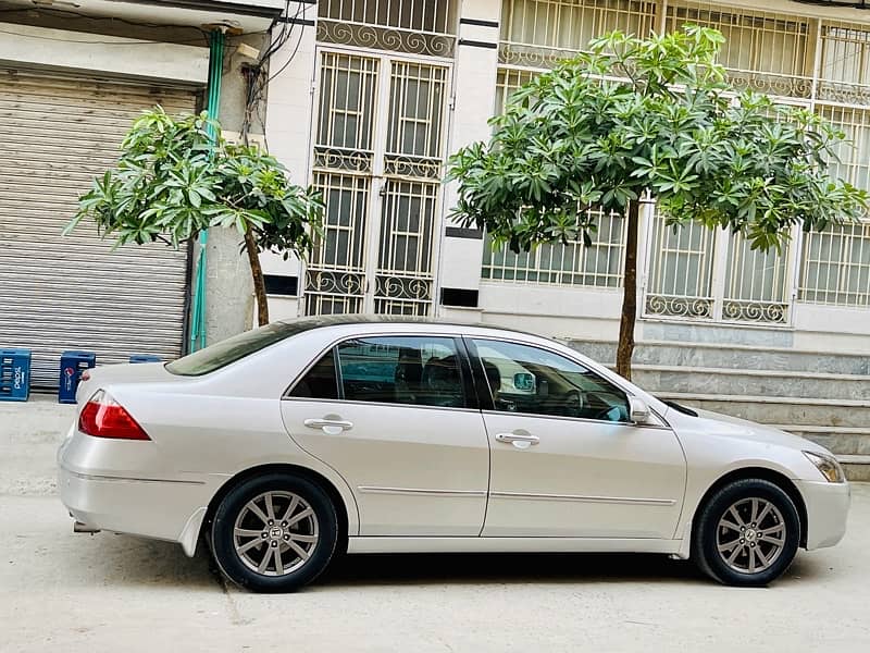 Honda Accord 2006 Model 2009 Reg 13