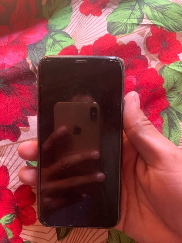 i phone Xs 0