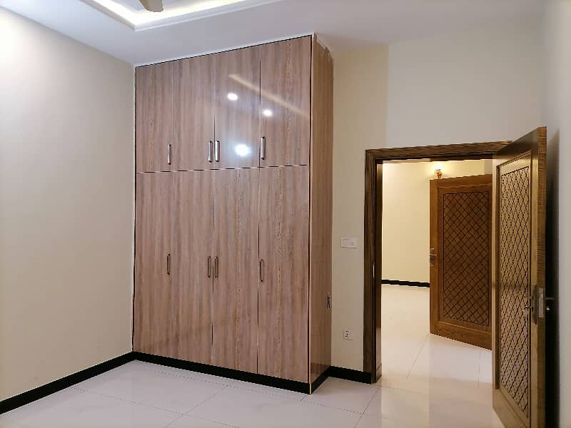 A Great Choice For A 10 Marla Lower Portion Available In Bahria Town Phase 5 1