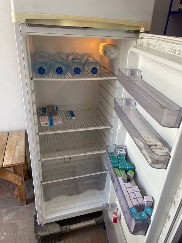 UGINE Fridge is available. . 0