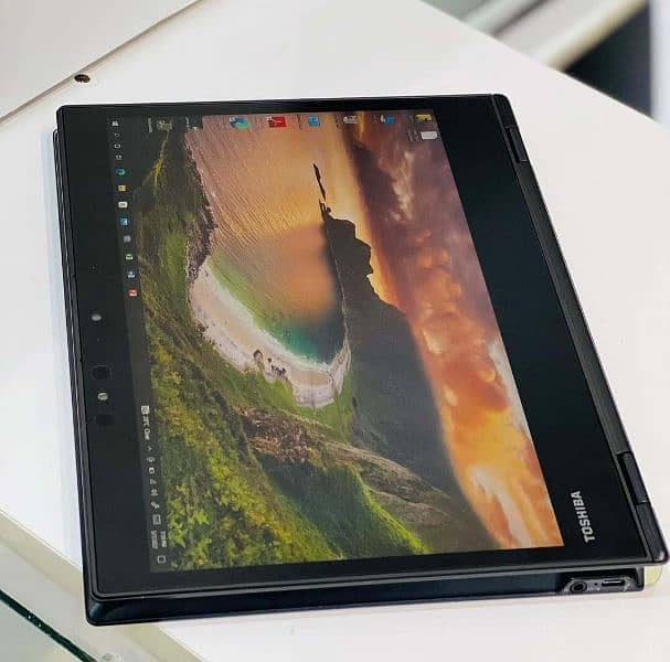i7 8th Gen ° 360 Rotate Touch ° Type-C Charger 3