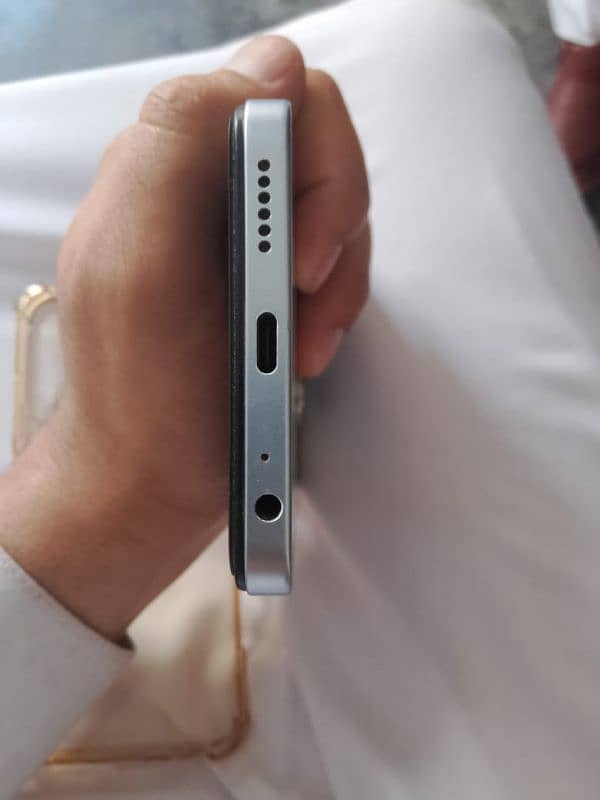 Tecno Spark 20 8/256 3