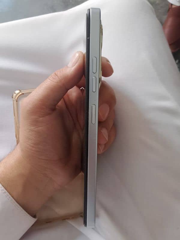 Tecno Spark 20 8/256 4
