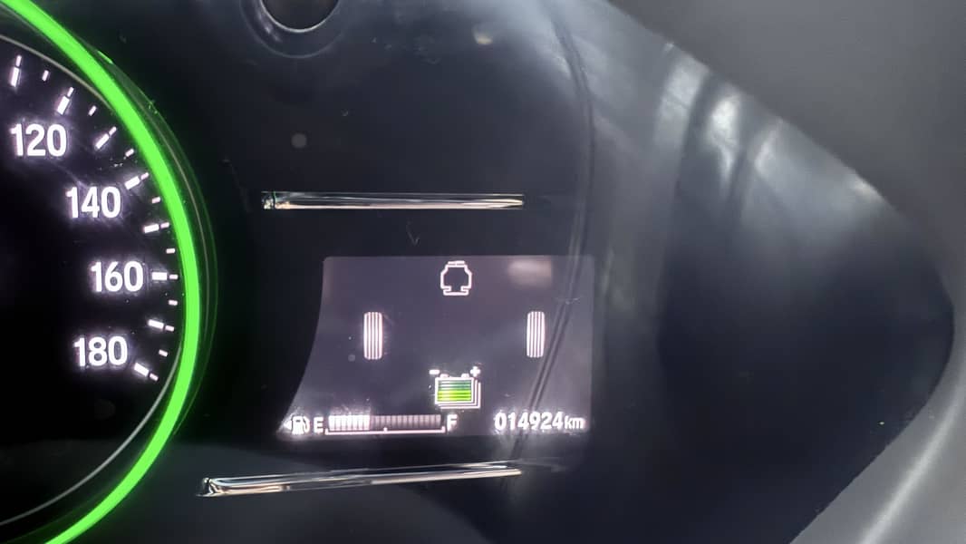 Honda vezel hybrid AWD 9
