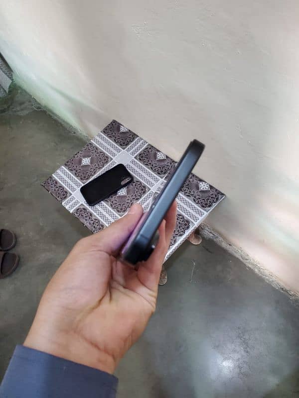 Iphone 16 Plus 4