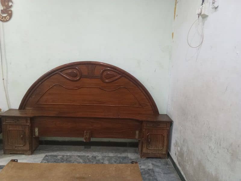 Double bed 0