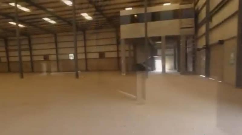 Get Your Hands On Warehouse In Karachi Best Area 18