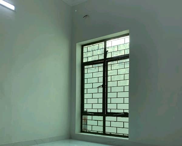 Single Storey 5 Marla House Available In Formanites Housing Scheme For sale 6