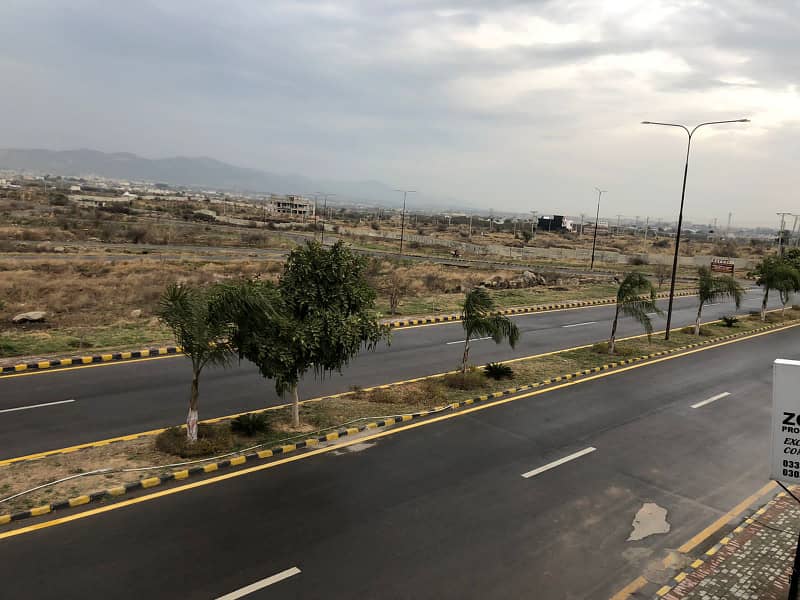 10 Marla Residential Level Plot For Sale In Block D 1